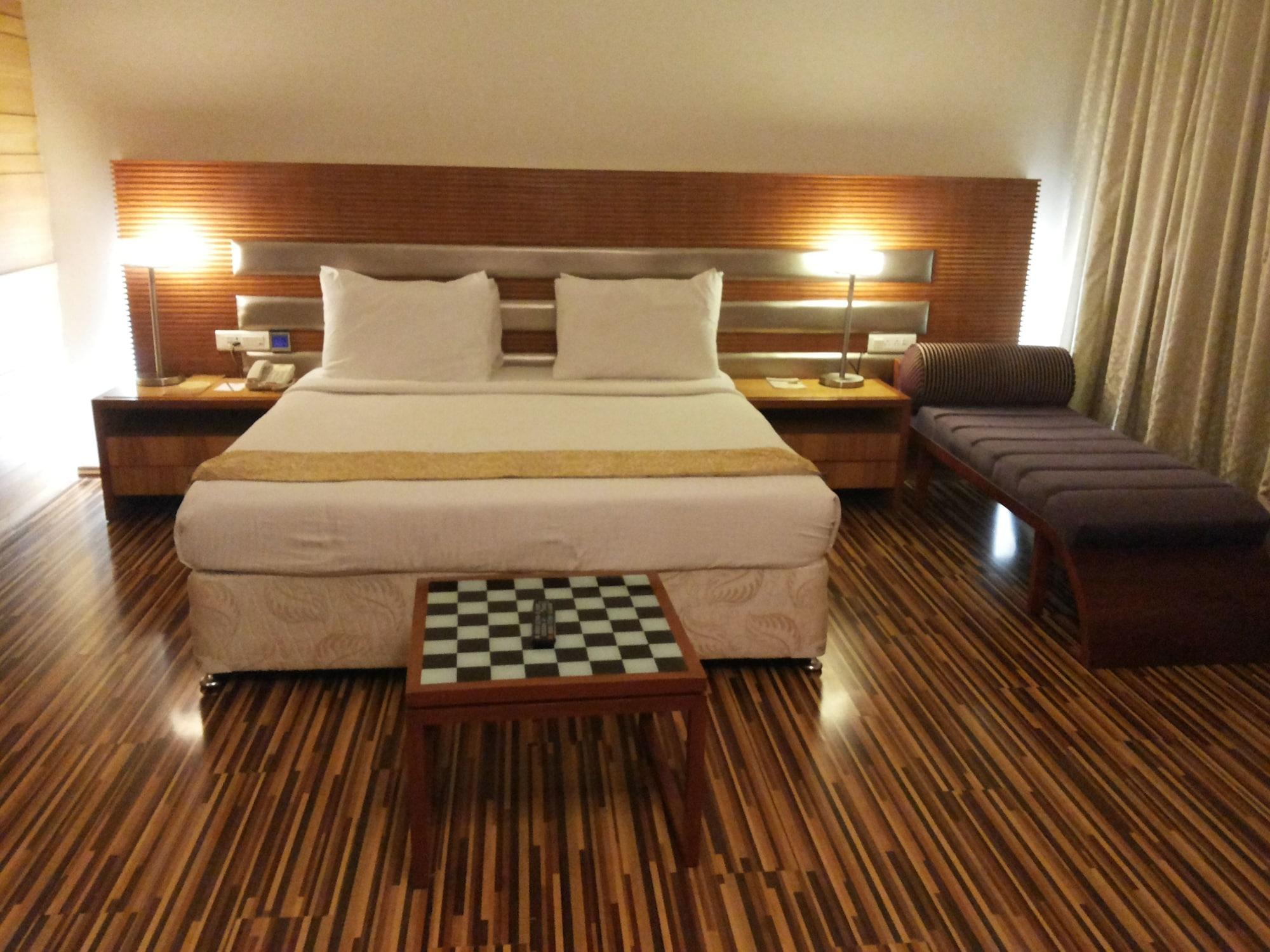 St Laurn The Spiritual Resort Shirdi Exterior foto